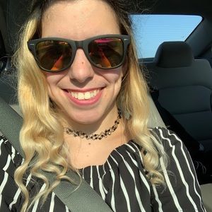 Meet your Posher, Beatriz